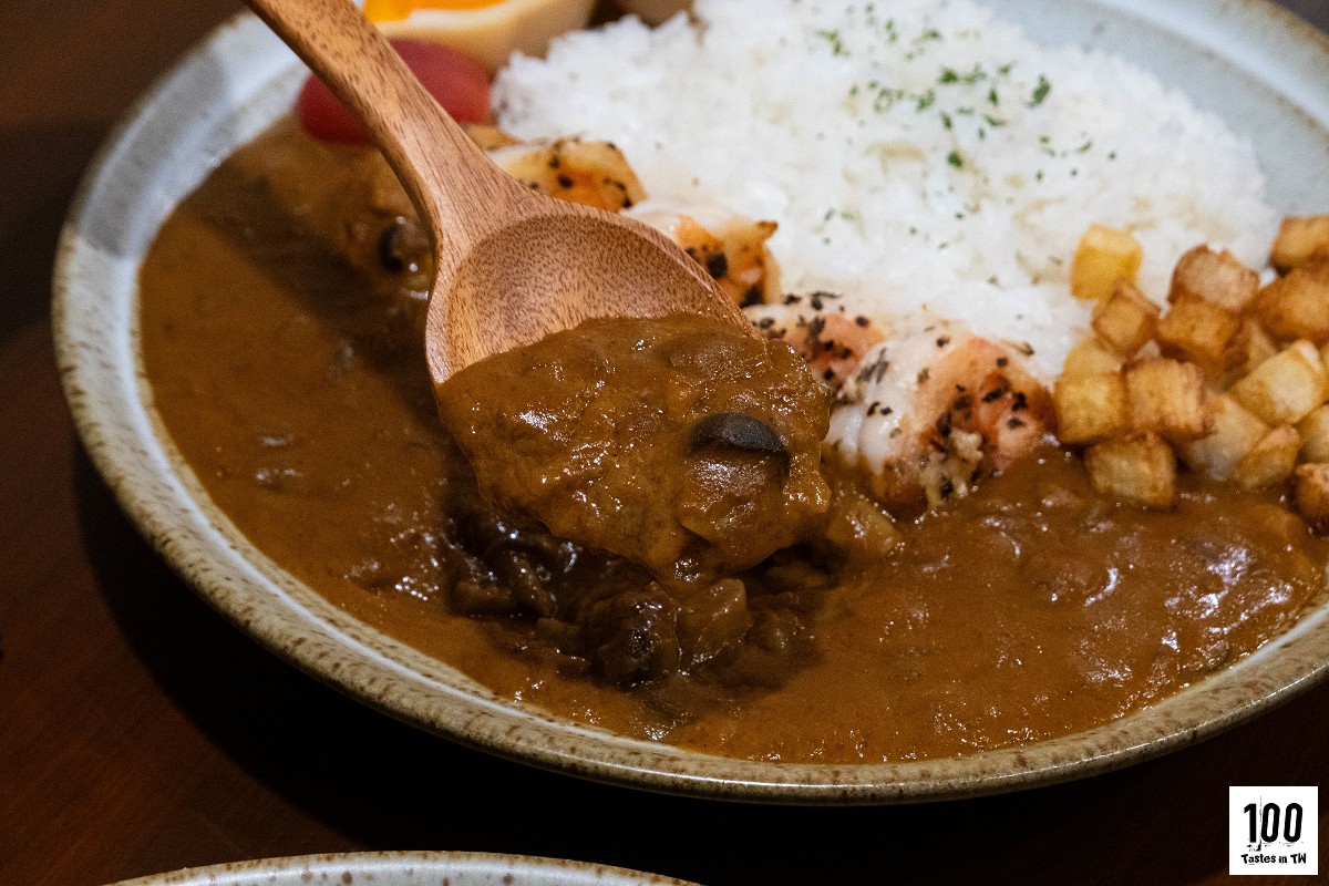 台中食咖咖哩飯